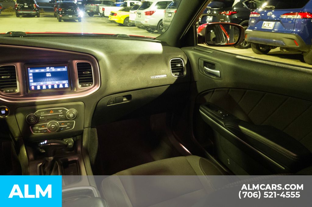 2022 Dodge Charger SXT photo 19