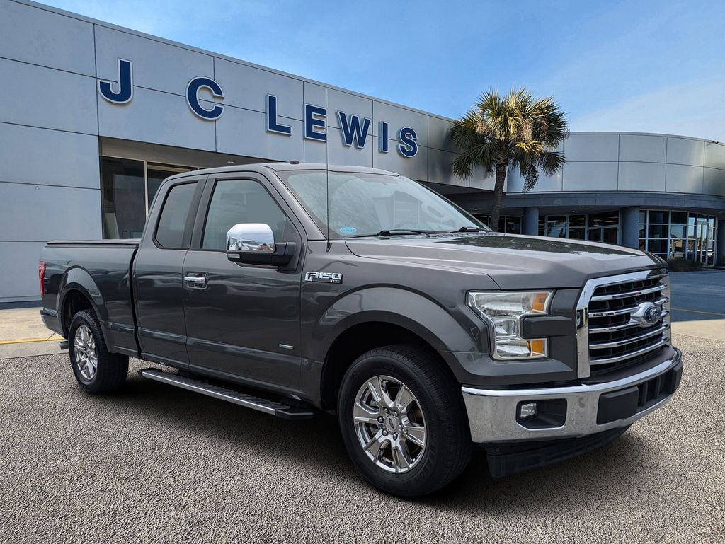 2016 Ford F-150 Gris (Magnetic Metallic) Camioneta 4X2 6 velocidades Automática