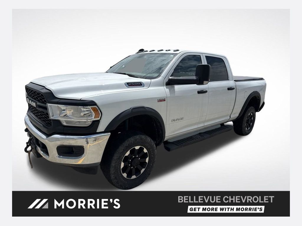 Bright White Clearcoat 2022 RAM 2500 Pickup Truck Four-Wheel Drive 8-Speed Automatic
