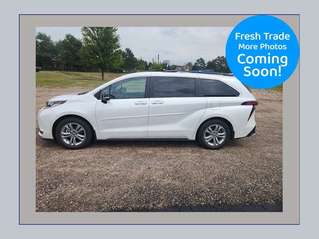 White (Wind Chill Pearl) 2023 Toyota Sienna Minivan Continuously Variable Transmission