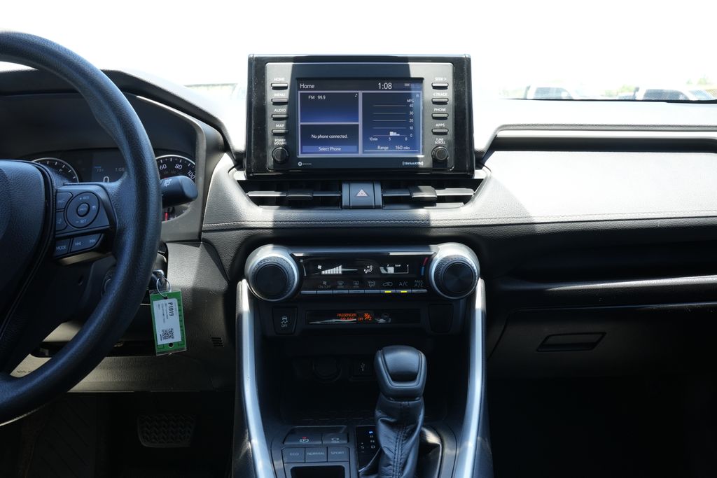 2021 Toyota RAV4 LE White at Baytown Hyundai