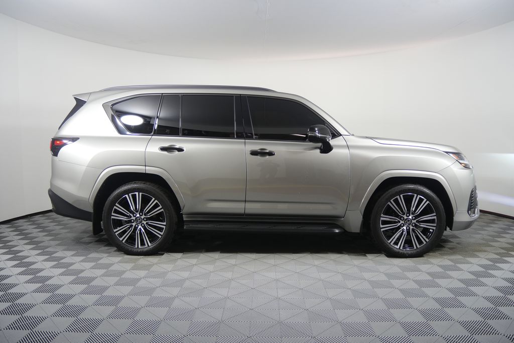 Thumbnail: 2024 Lexus LX - 2