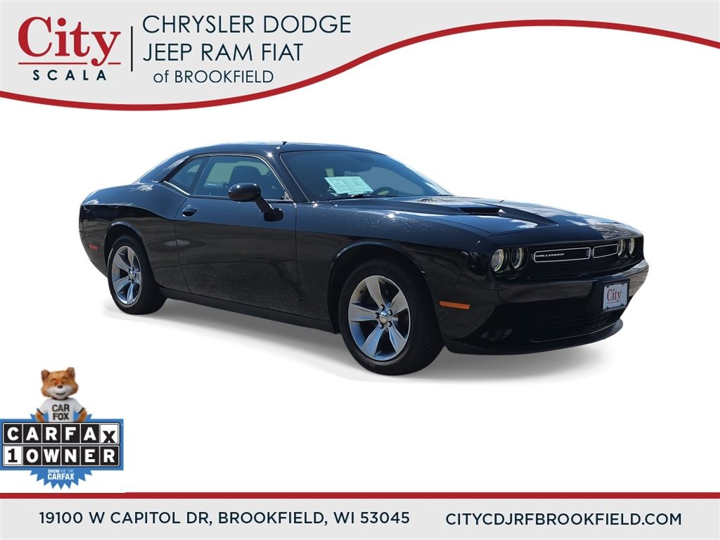 Pitch Black Clearcoat 2015 Dodge Challenger SXT RWD Coupe Rear-Wheel Drive 8-Speed Automatic