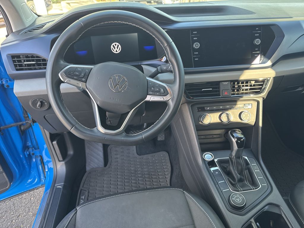 2022 Volkswagen Taos 1.5T SE 7