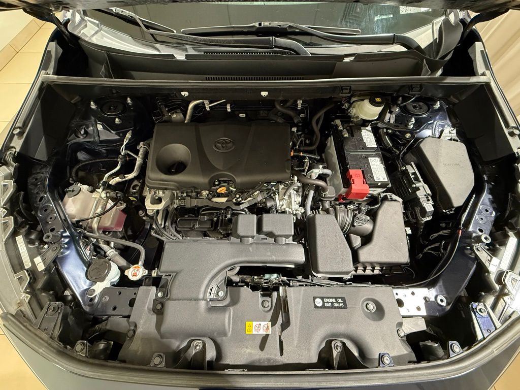 2024 Toyota RAV4 XLE 10