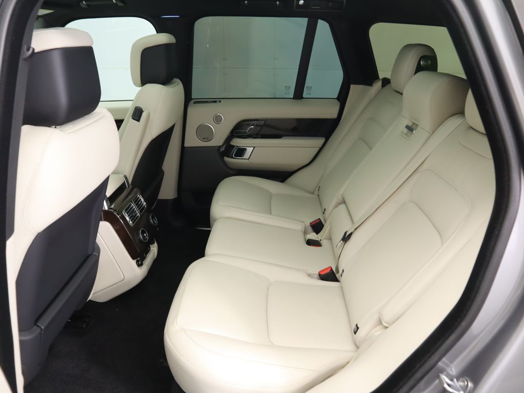 Thumbnail: 2021 Land Rover Range Rover - 21