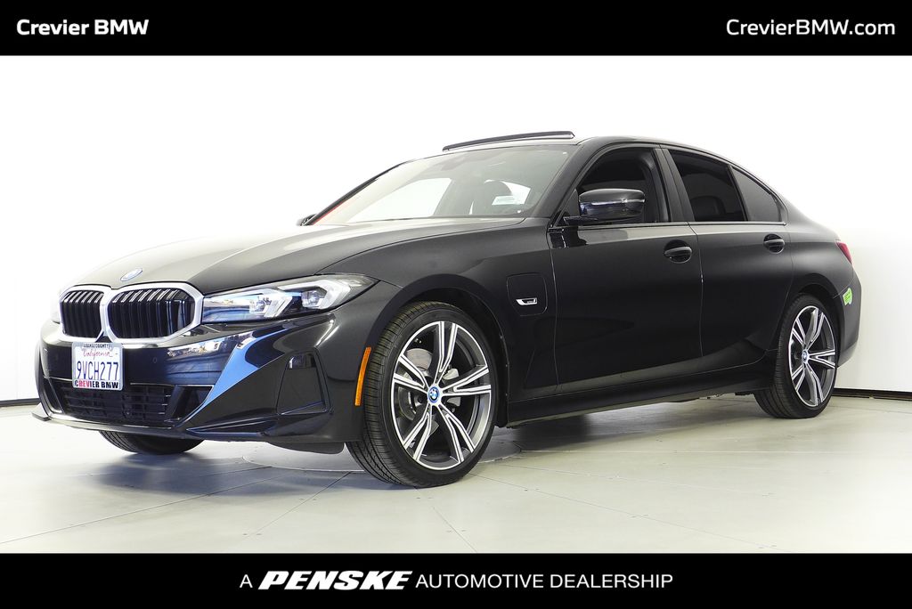 Thumbnail: 2023 BMW 3 Series - 1