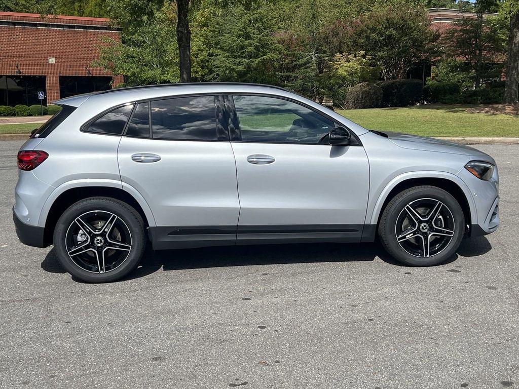 2025 Mercedes-Benz GLA GLA 250 9