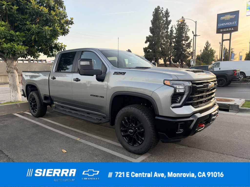 Sterling Gray Metallic 2026 Chevrolet Silverado 2500HD Pickup Truck Four-Wheel Drive Automatic