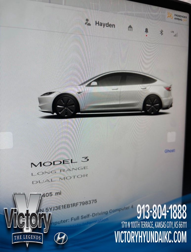 Used 2024  Tesla Long Range image 9