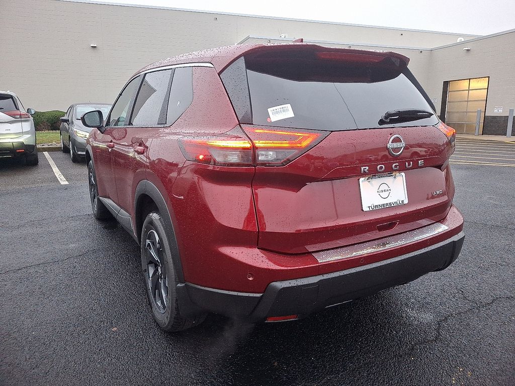 2025 Nissan Rogue SV 3