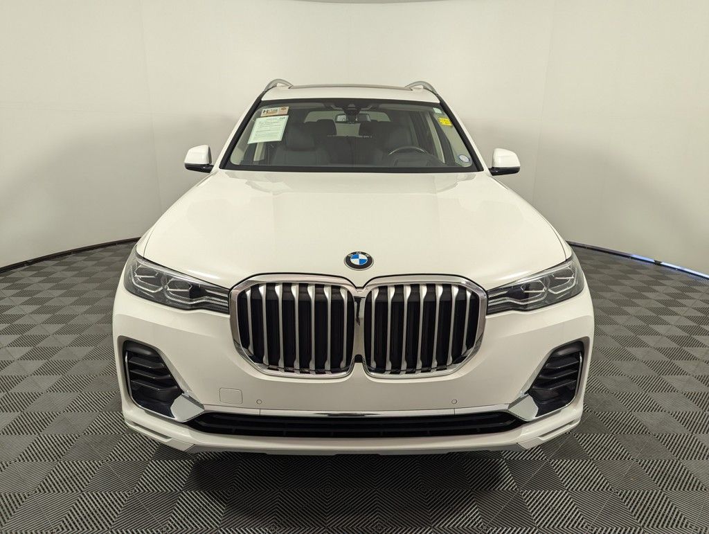 2022 BMW X7 xDrive40i photo
