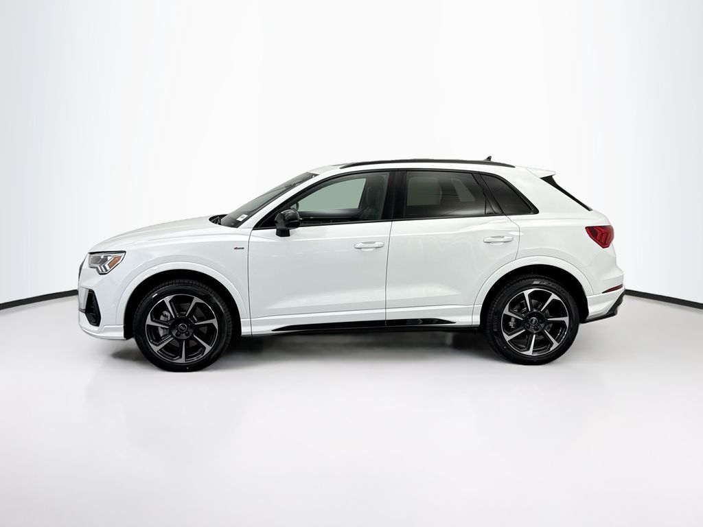 Thumbnail: 2025 Audi Q3 - 8