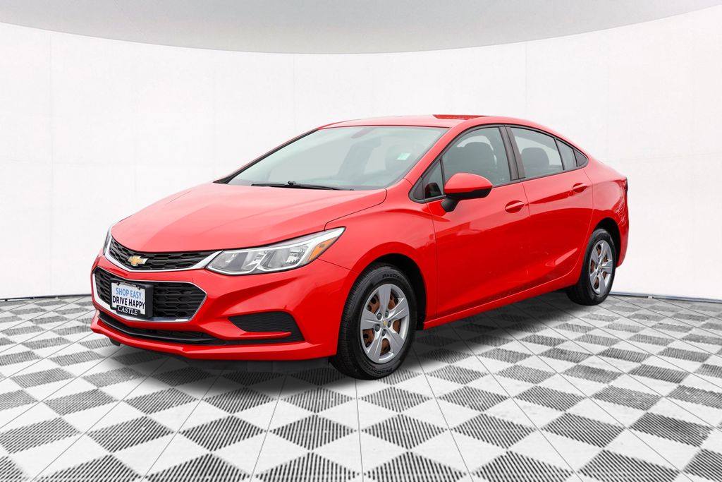 2018 Chevrolet Cruze LS 12