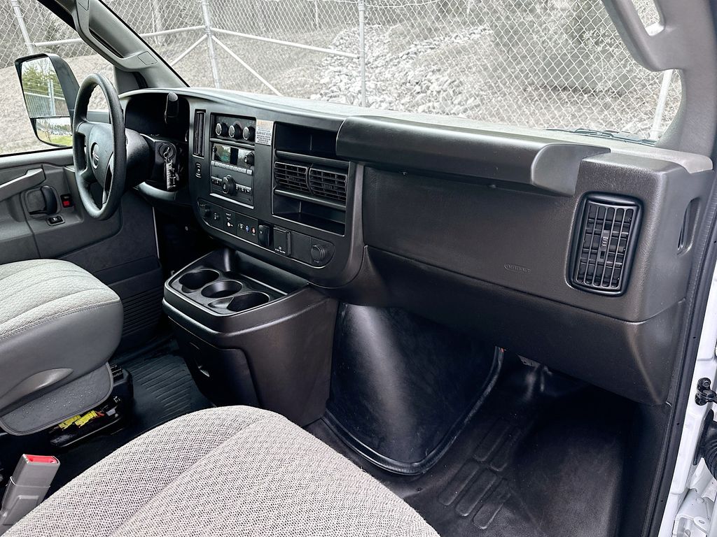 Used 2024 White GMC 4500 Van image 30