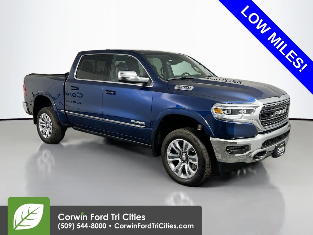 2023 RAM 1500 Limited Crew Cab 4WD