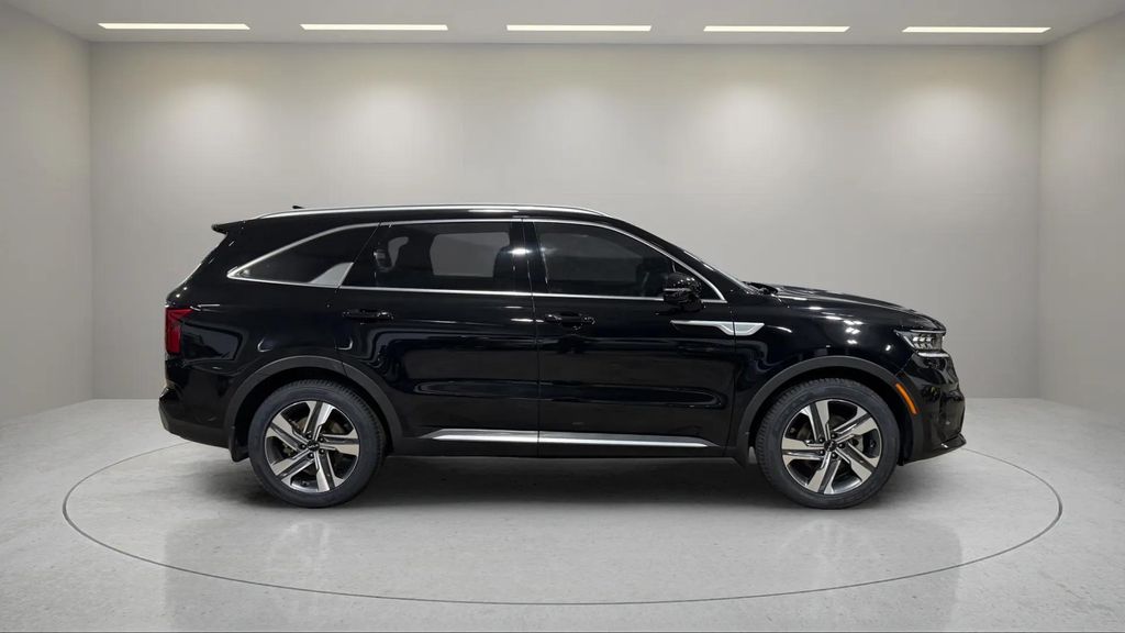 Used 2023 Aurora Black Kia SX Prestige image 2
