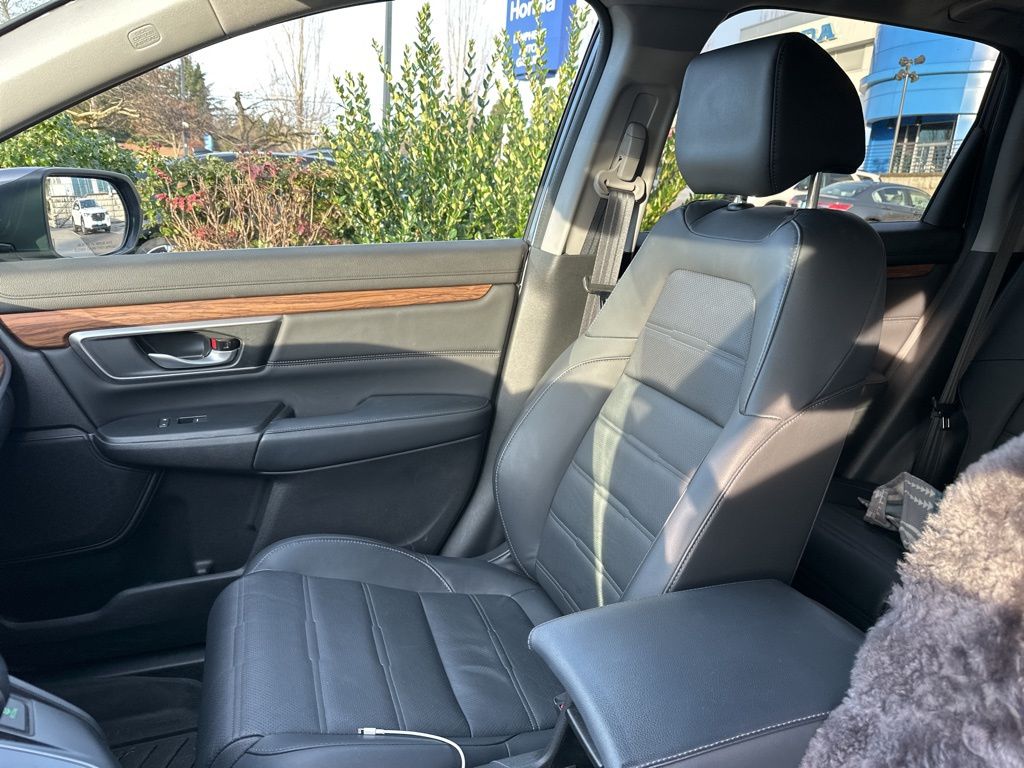 used 2020 Honda CR-V car, priced at $27,183
