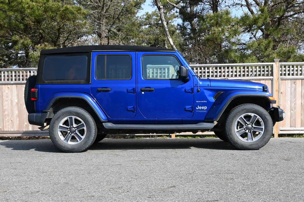 2019 Jeep Wrangler Unlimited Sahara 6