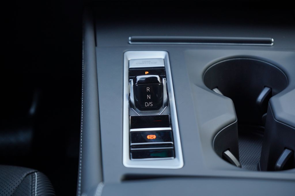 Thumbnail: 2025 Volkswagen Atlas - 17