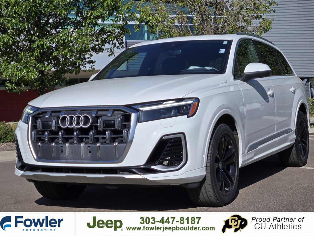 Carrara White 2025 Audi Q7 quattro Premium Plus 55 TFSI SUV / Crossover All-Wheel Drive 8-Speed Automatic