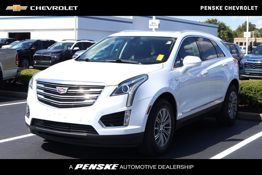 Thumbnail: 2017 Cadillac XT5 - 1