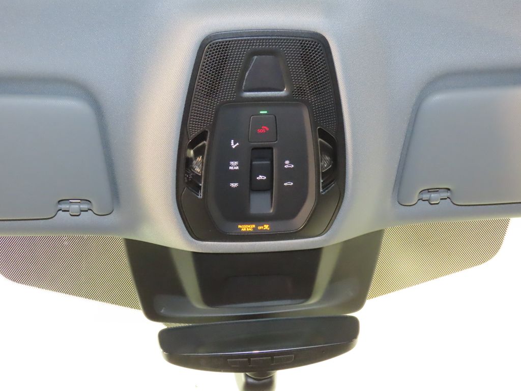 Thumbnail: 2025 Audi Q5 - 21