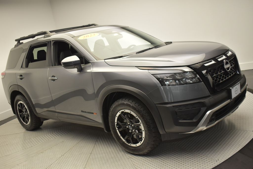 Thumbnail: 2023 Nissan Pathfinder - 3