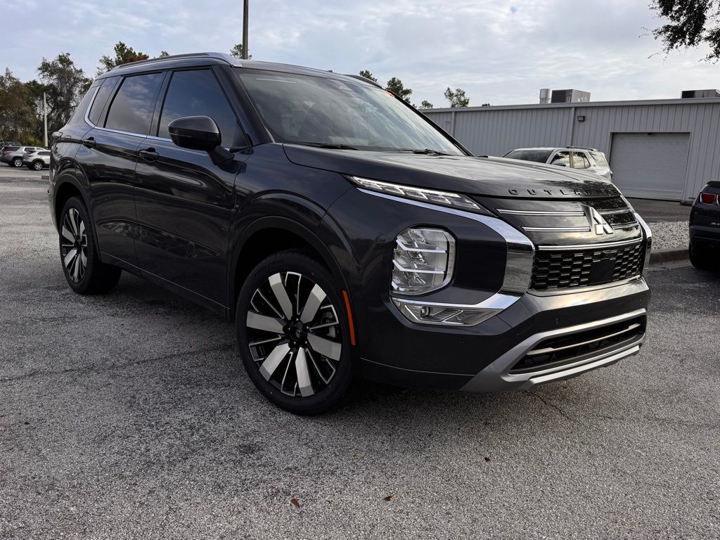 New 2026 Mitsubishi Outlander SUV
