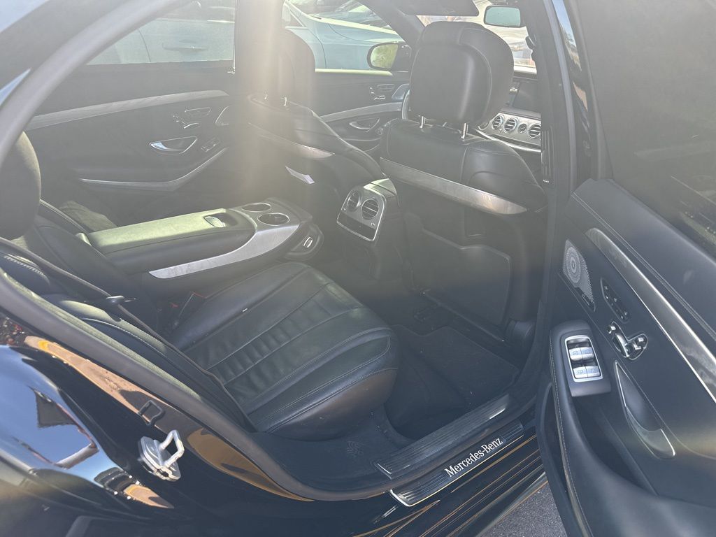 Thumbnail: 2015 Mercedes-Benz S-Class - 7