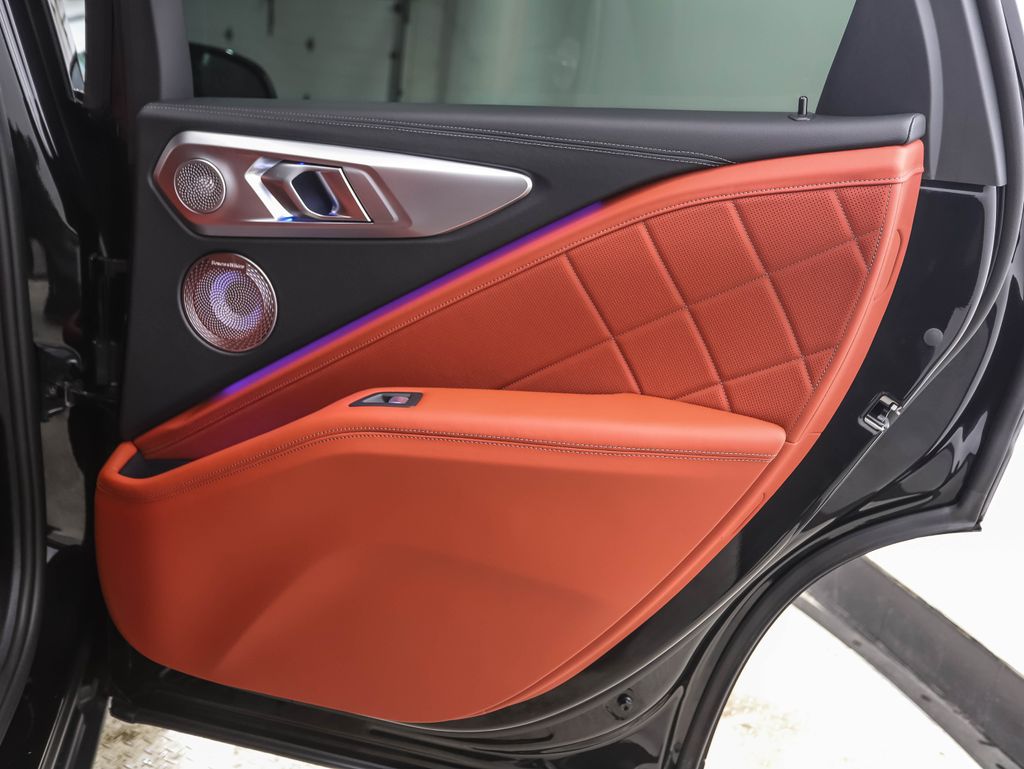 Thumbnail: 2026 BMW XM - 25