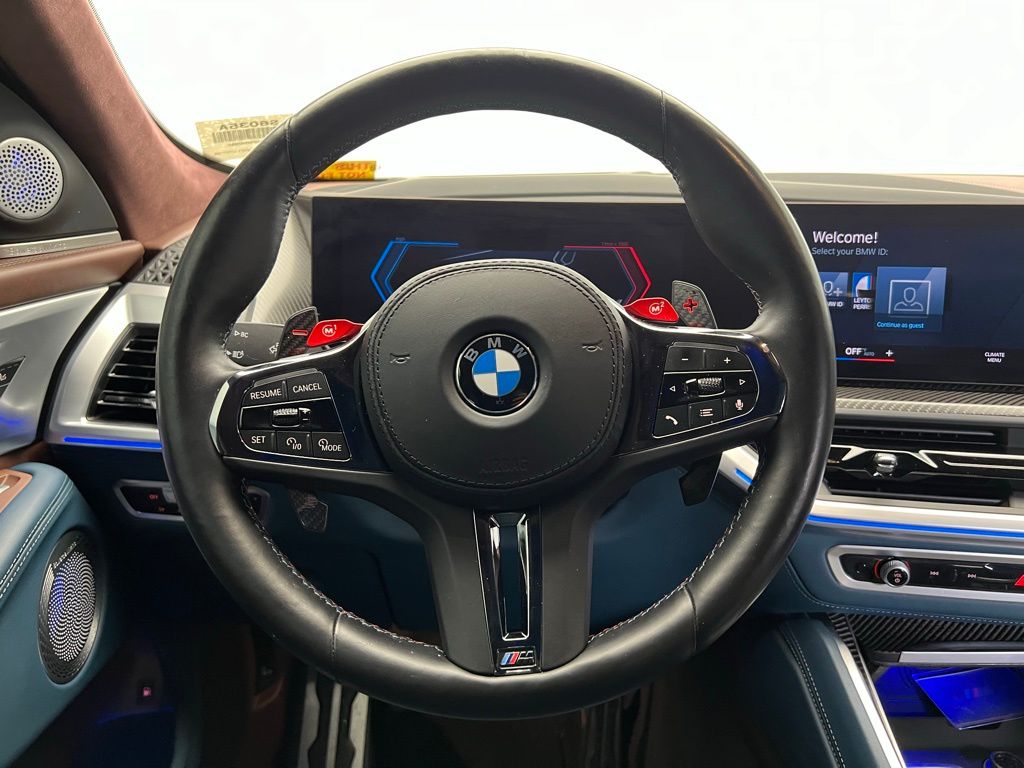 Thumbnail: 2023 BMW XM - 18