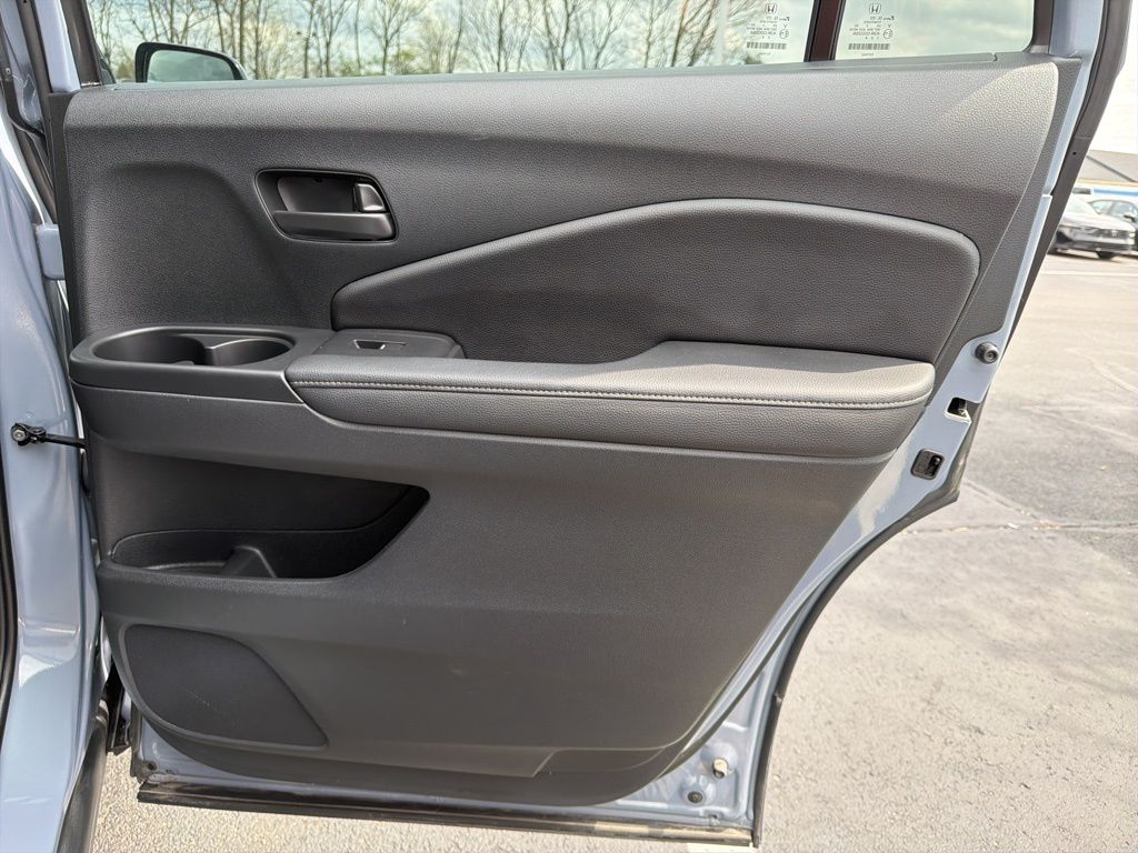 Thumbnail: 2023 Honda Passport - 24