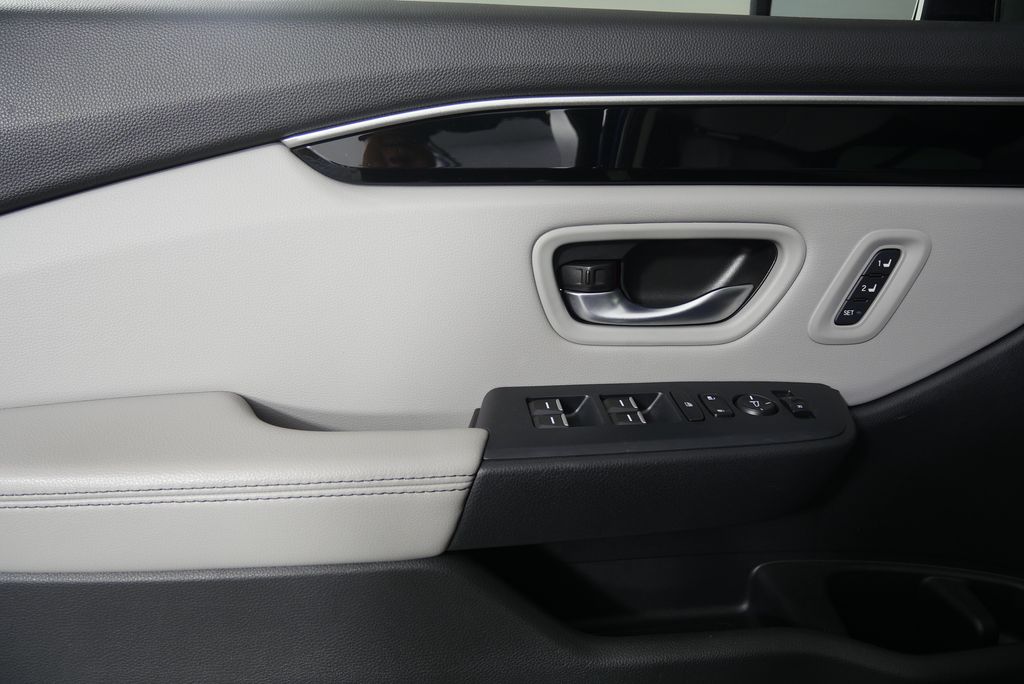 2023 Honda Pilot EX-L 9