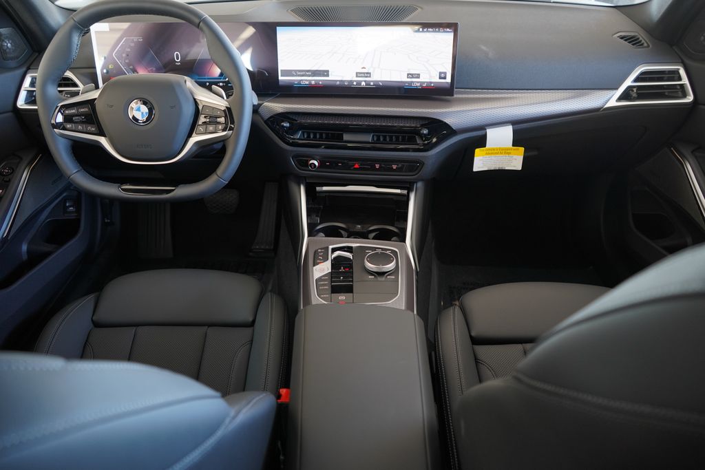 Thumbnail: 2026 BMW 3 Series - 12