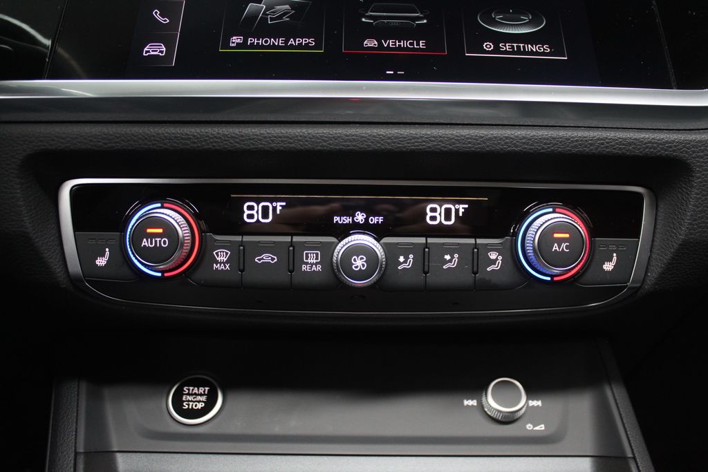 Thumbnail: 2022 Audi Q3 - 17