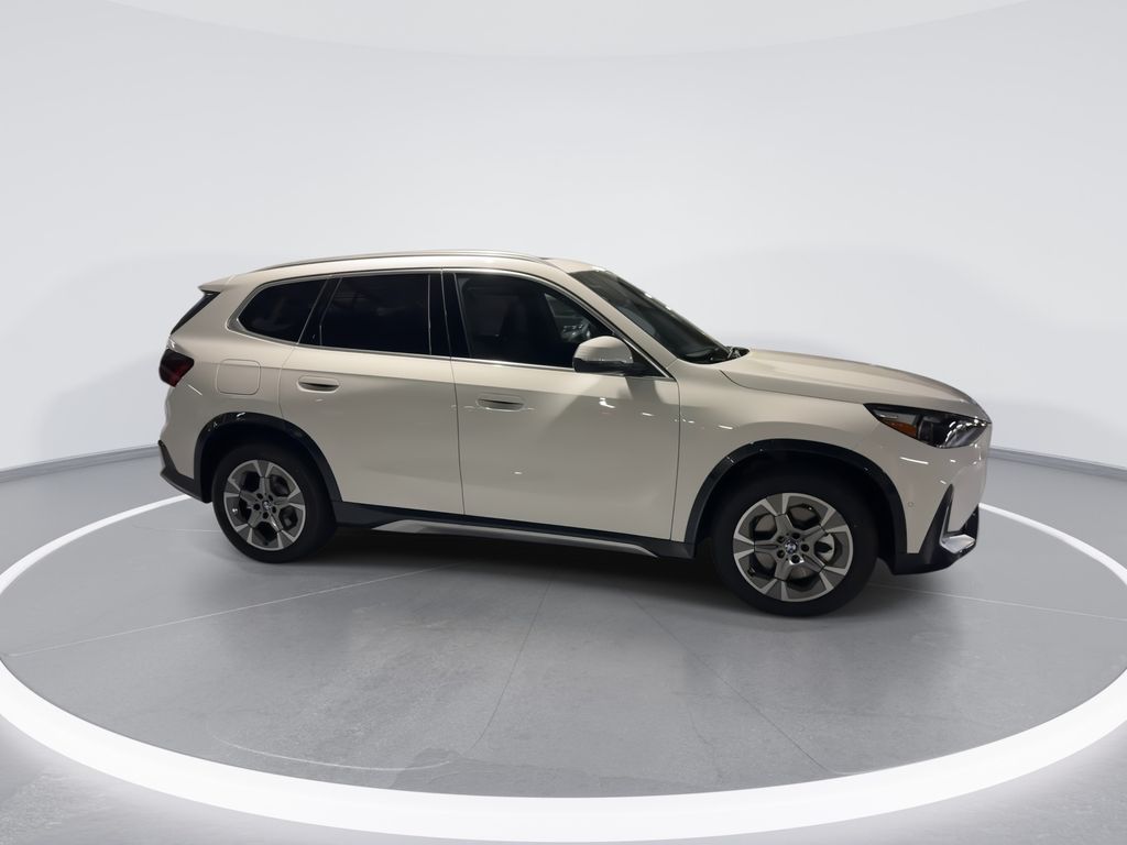 Thumbnail: 2026 BMW X1 - 9