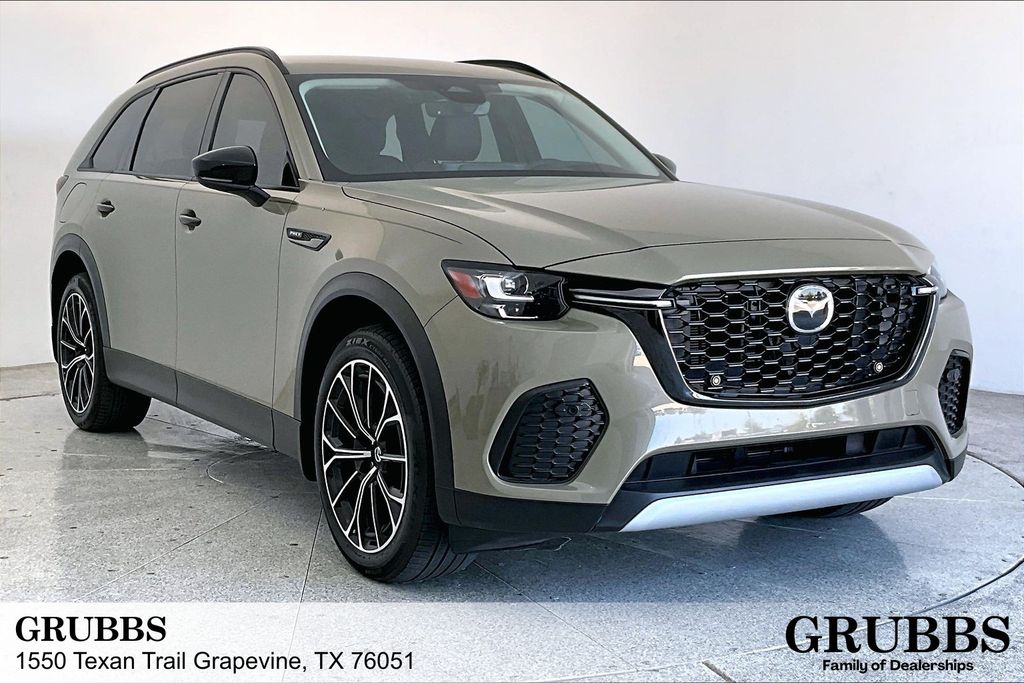 Zircon Sand Metallic 2025 Mazda CX-70 SUV / Crossover All-Wheel Drive 8-Speed Automatic