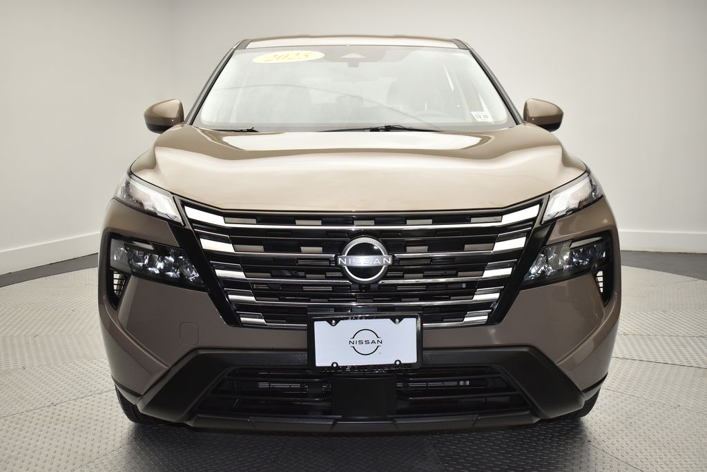 Thumbnail: 2025 Nissan Rogue - 2