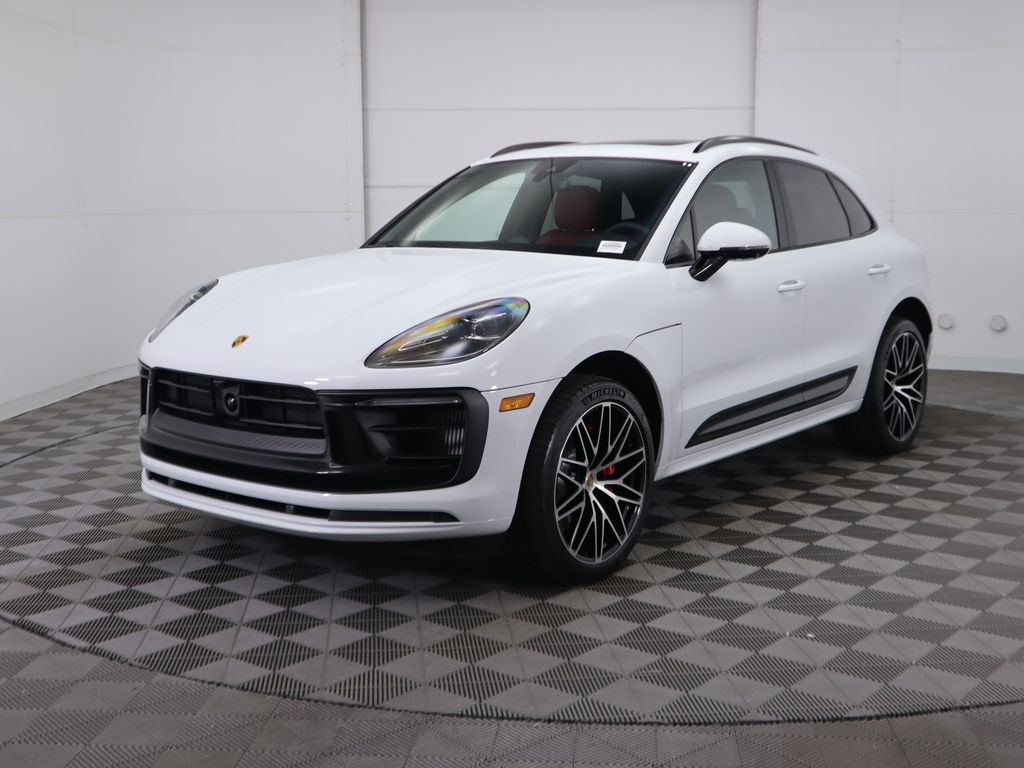 2024 Porsche Macan S -
                Phoenix, AZ