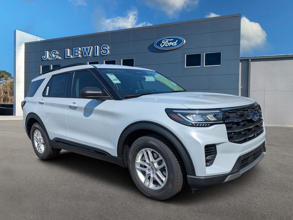 Space White Metallic 2026 Ford Explorer Active RWD SUV / Crossover Rear-Wheel Drive Automatic