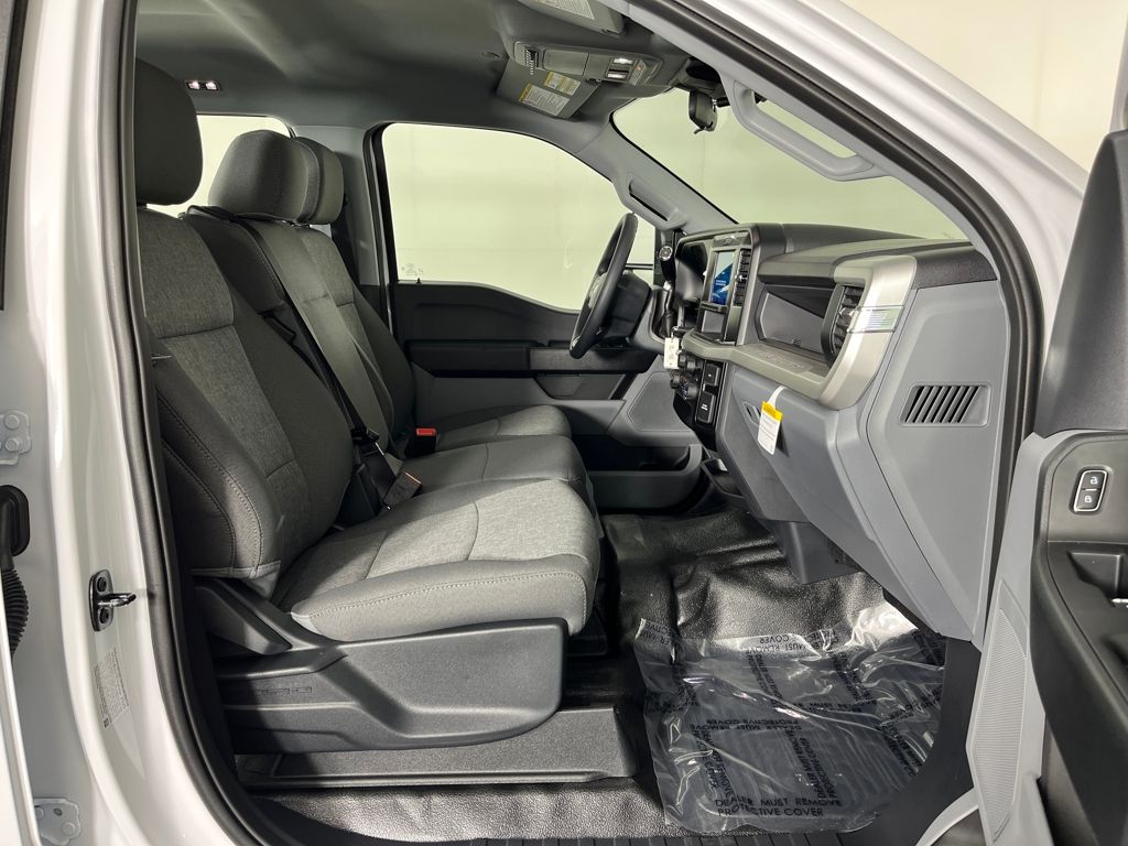 2026 Ford F-350 Crew Cab SRW 4WD Service Truck for sale #9F0438 - photo 12