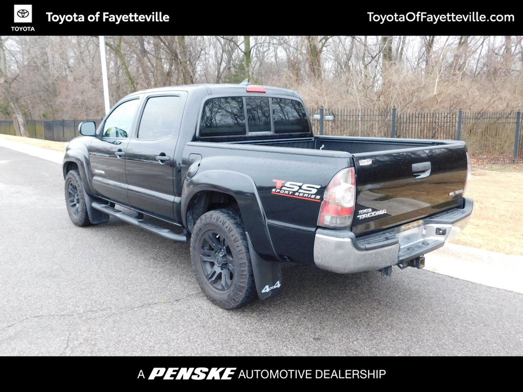 Thumbnail: 2015 Toyota Tacoma - 3