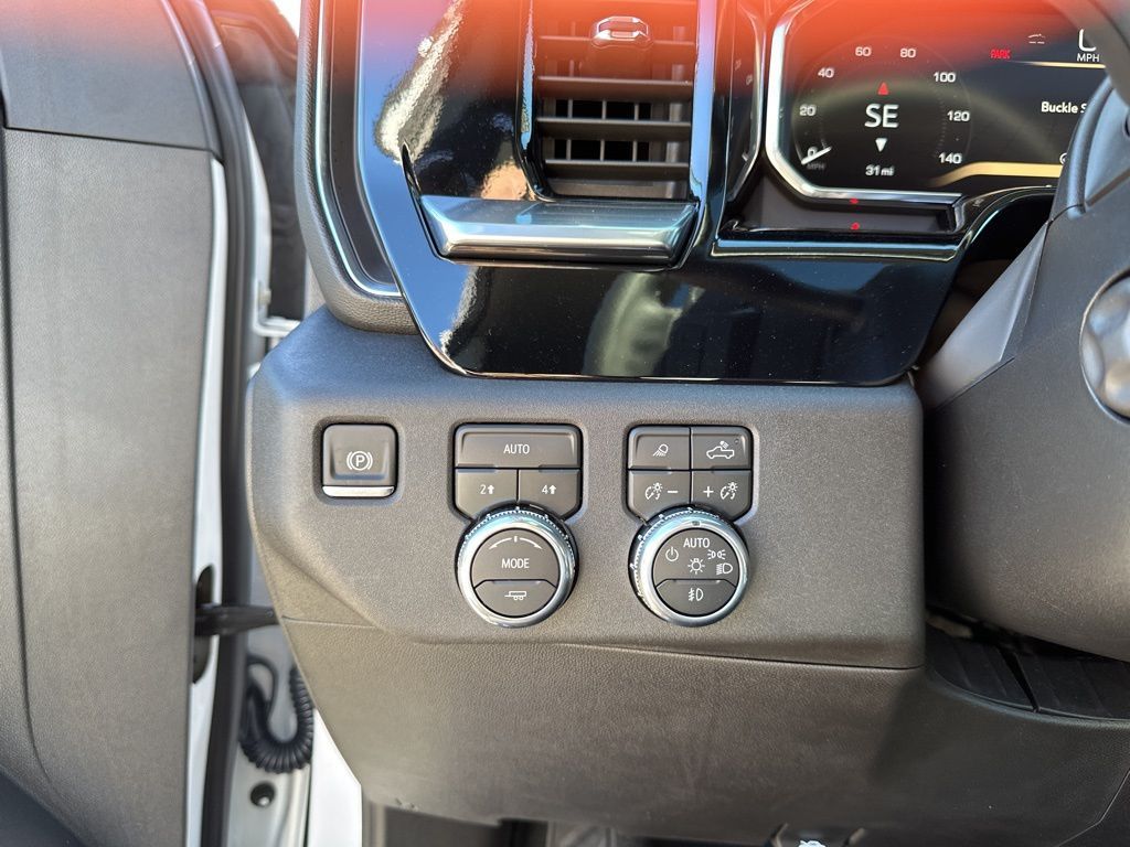 New 2026 White GMC SLT image 29