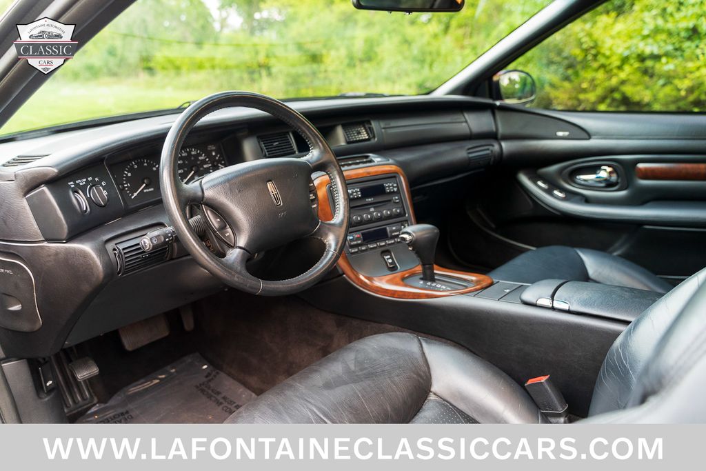 1997 Lincoln Mark VIII 10