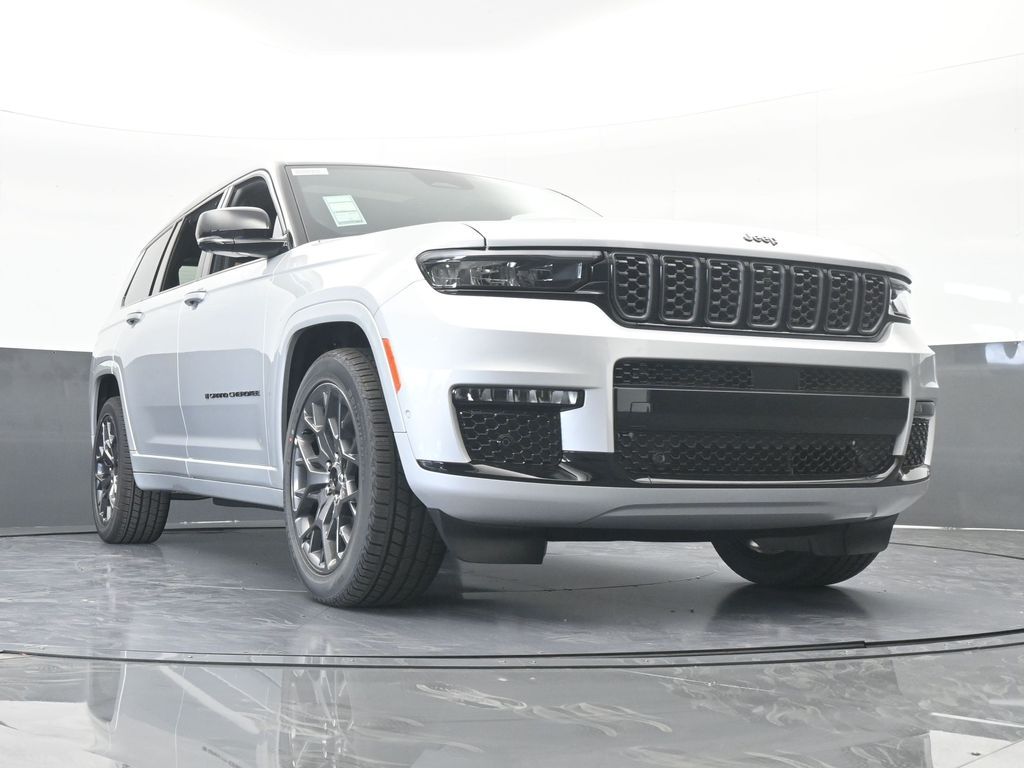 New 2025 Silver Zynith Jeep Summit image 62