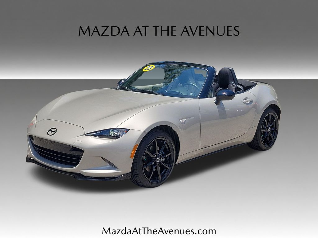 Quartz Metallic 2023 Mazda MX-5 Miata Convertible Rear-Wheel Drive 6-Speed Manual