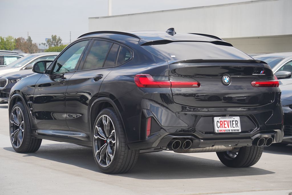2025 BMW X4 M 7