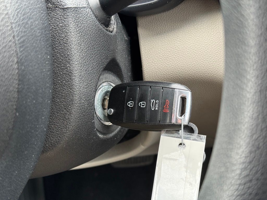 2016 Kia Optima LX photo