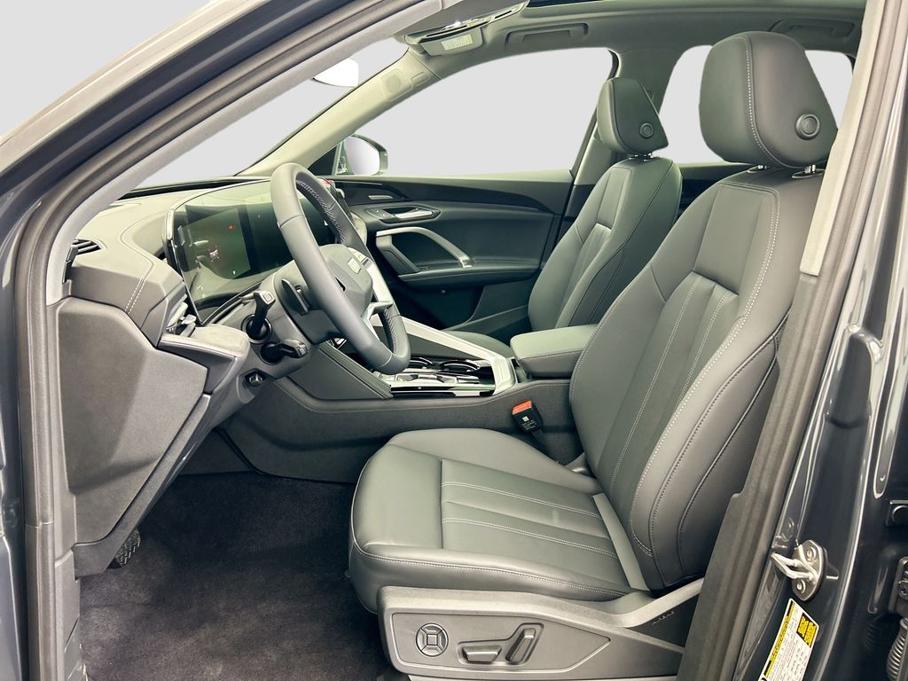 Thumbnail: 2025 Audi Q5 - 18